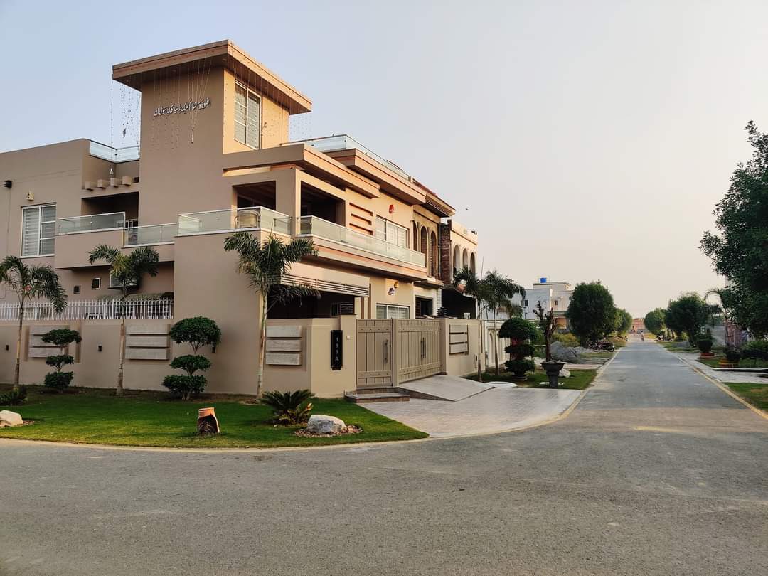 WhatsApp Image 2025 08 16 at 09.46.00 09327432