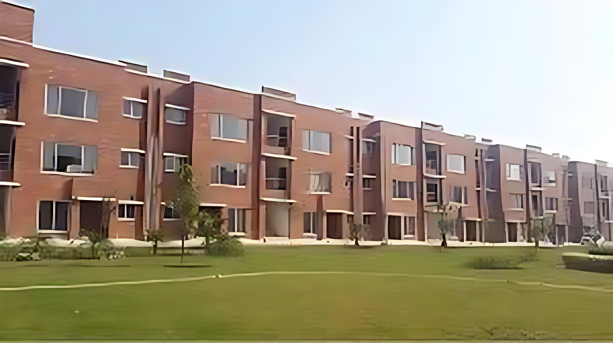 images 1 imgupscaler.ai V1Fast 2K 4